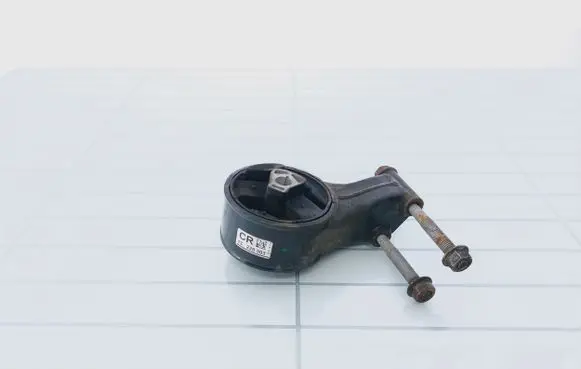 Opel Insignia A Engine mount bracket 13228303
