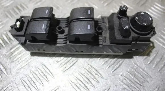 Mazda 3 II Electric window control switch BCD166350B