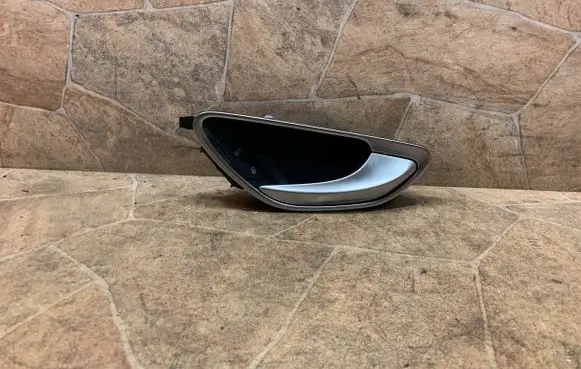 Mercedes-Benz GLC X253 C253 Front door interior handle A2057600200