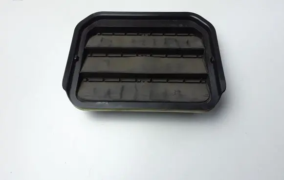 Ford Fiesta Fender grill H1BBA280B62AB