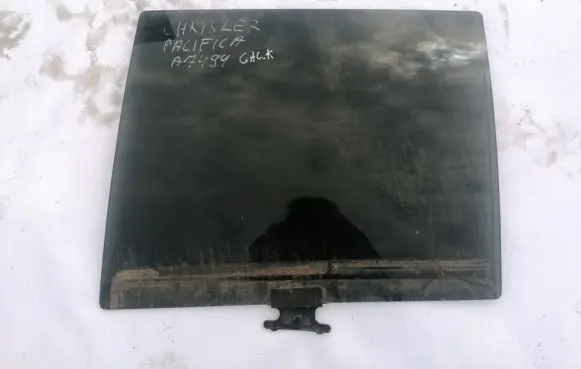 Chrysler Pacifica Rear door window glass