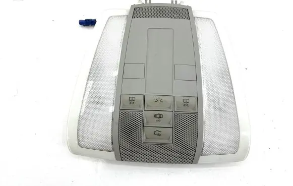 Mercedes-Benz C W204 Front seat light A2048202001
