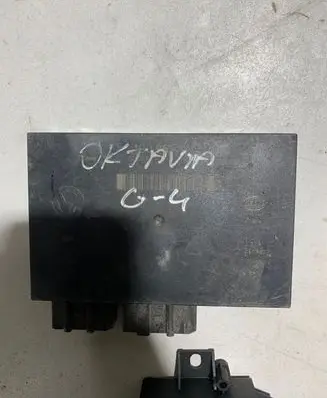 Volkswagen PASSAT B6 Keyless (KESSY) go control unit/module 3C0959799B
