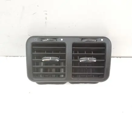 Maserati Quattroporte Rear air vent grill 225787