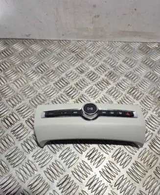 Volvo S90, V90 Head unit multimedia control 31398846
