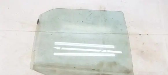 Peugeot 605 Rear door window glass