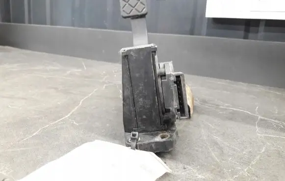 Seat Ibiza I (021A) Accelerator throttle pedal