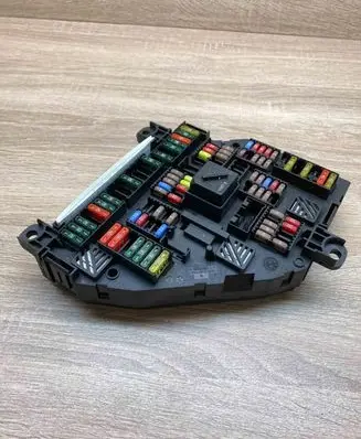 BMW 7 F01 F02 F03 F04 Fuse module 9264924 926492402