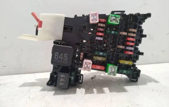 Skoda Octavia Mk3 (5E) Fuse module 5Q0937615C