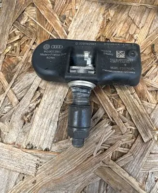 Audi A6 C7 Tire pressure sensor 3391142941 1K0907255C