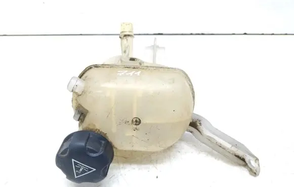 Peugeot 508 RXH Coolant expansion tank/reservoir