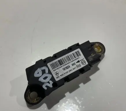 Mercedes-Benz CLK A209 C209 Airbag deployment crash/impact sensor 0018209126 1018240 A0018209126