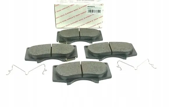 Mitsubishi Pajero Brake pads (front) 4605A472