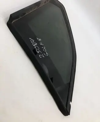 Volkswagen Golf VIII Rear side window 43r01351