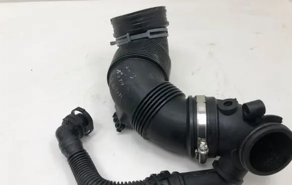 Audi A3 S3 8V Air intake hose/pipe 500129654