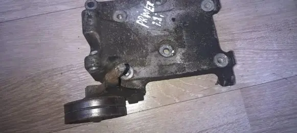Nissan Primera Engine mounting bracket 11910bm700
