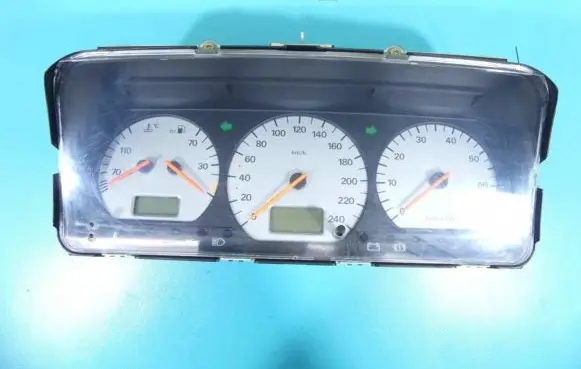 Volkswagen PASSAT B4 Speedometer (instrument cluster) 6160663202 IMPRK1316265