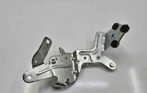 Volvo XC60 Water pump 32324816