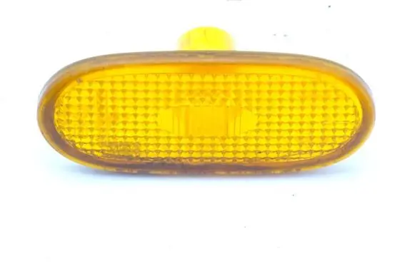 Mercedes-Benz Sprinter W906 Front fender indicator light A0038202956