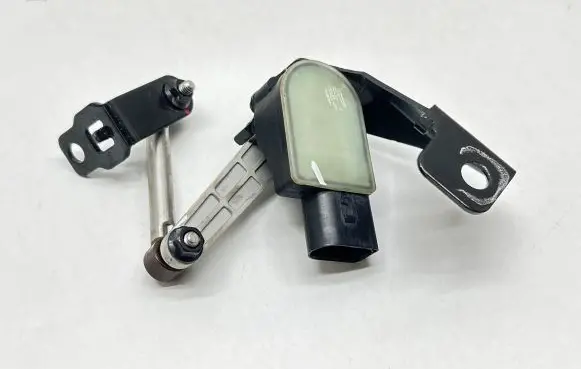 KIA EV6 Headlight/headlamp level sensor 92190CV050 92190CV000