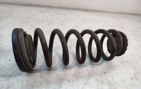 Hyundai Tucson TL Rear coil spring