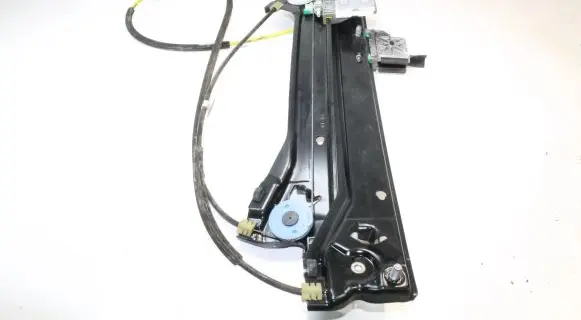 Audi TT TTS RS Mk3 8S Front door window regulator with motor 8S0837462