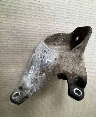 Audi A4 S4 B8 8K Engine mounting bracket 4F0199307N AS112C01