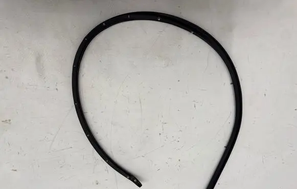 Jaguar F-Type Front door rubber seal 6H100739NRC