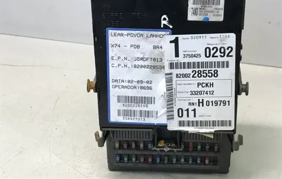 Renault Laguna II Fuse box set 8200228558