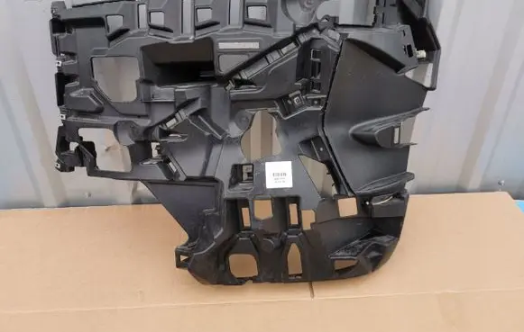 BMW iX Front bumper mounting bracket