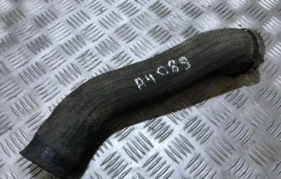 Mitsubishi Pajero Air intake hose/pipe