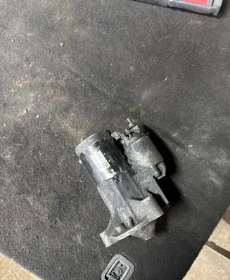Peugeot Expert Starter motor 9656262780
