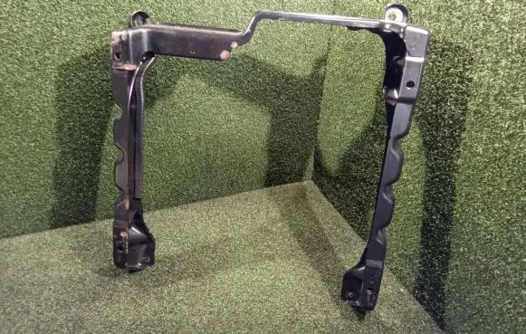 Porsche Cayenne (92A) Seat frame 7P0881677B 7P0881677