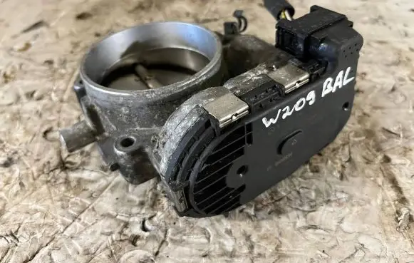 Mercedes-Benz C W203 Throttle valve A1121410125 0280750019