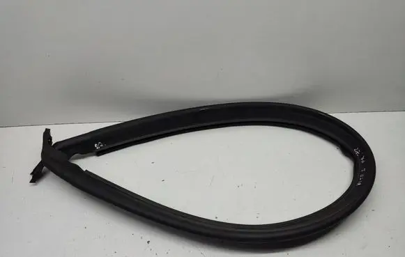 Mercedes-Benz Vito Viano W447 Engine compartment rubber 44717583 17583