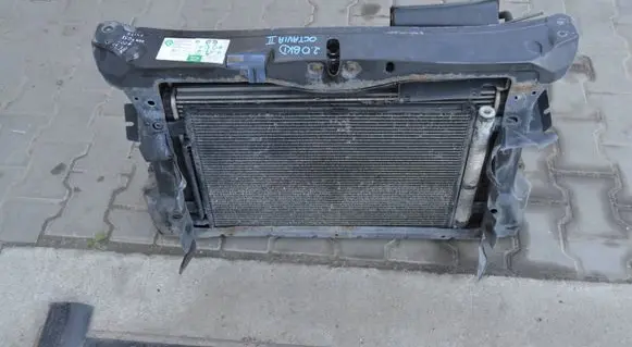 Skoda Octavia Mk2 (1Z) Radiator support slam panel