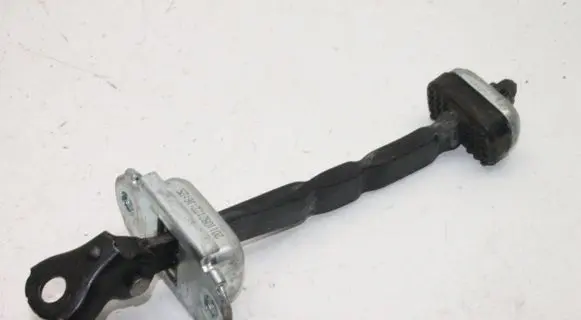 Honda CR-V Rear door check strap stopper