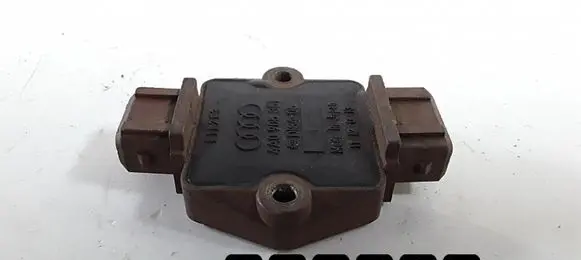Audi A6 S6 C4 4A Engine control unit/module 351