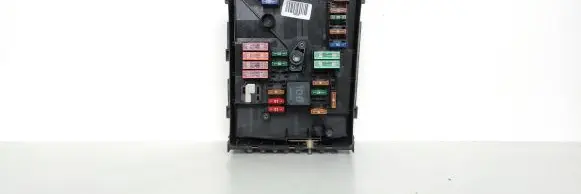 Audi A3 S3 8P Fuse module 1K0937125A 017183071