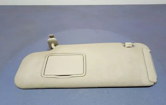 Mazda CX-7 Sun visor
