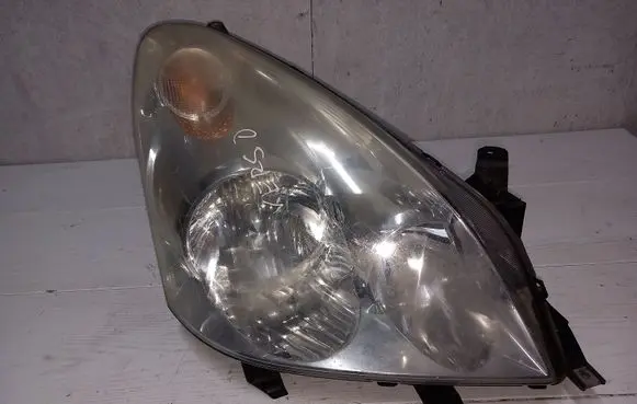 Toyota Corolla Verso AR10 Headlight/headlamp