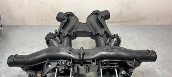 Land Rover Range Rover L322 Intake manifold 6h4q6k770db