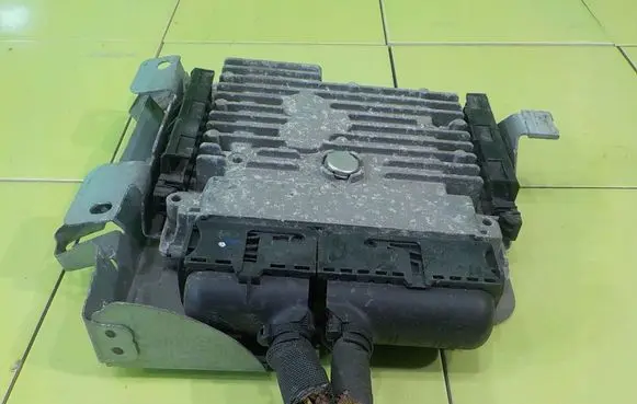 Volkswagen Caddy Engine control unit/module 03L906023PE