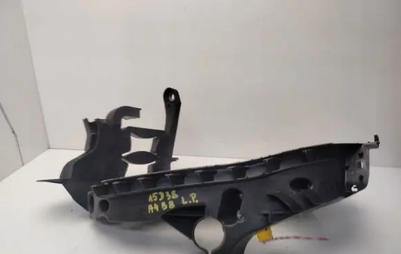 Audi A4 S4 B8 8K Headlight/headlamp mounting bracket 8K0805608A