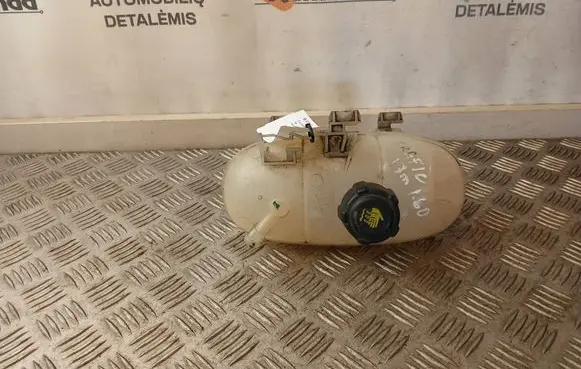 Renault Trafic III (X82) Coolant expansion tank/reservoir 217101893R