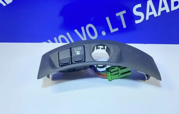 Volvo S40 ESP (stability program) switch 8686026 8691530