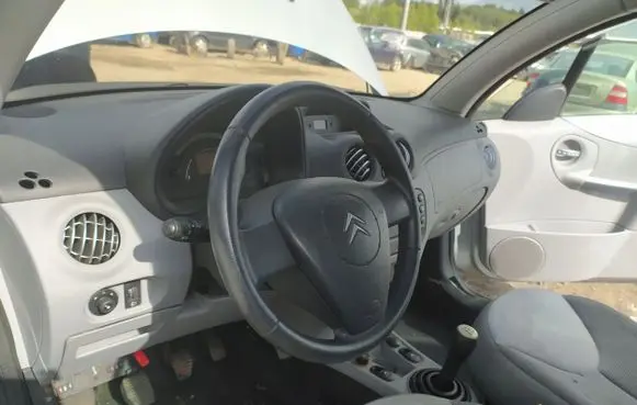 Citroen C3 Pluriel Dashboard