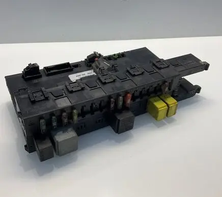 Mercedes-Benz CLK A209 C209 SAM control unit 2095451501 5DK00848602 A2095451501