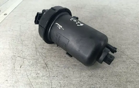 Opel Zafira B Fuel filter housing 