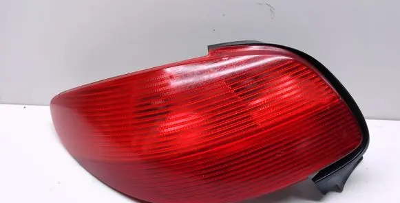 Peugeot 206 Rear/tail lights 2531